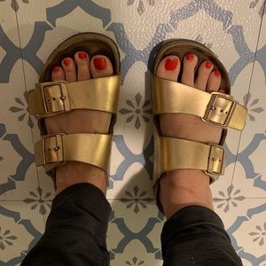Rose Gold Birkenstock’s, size 38